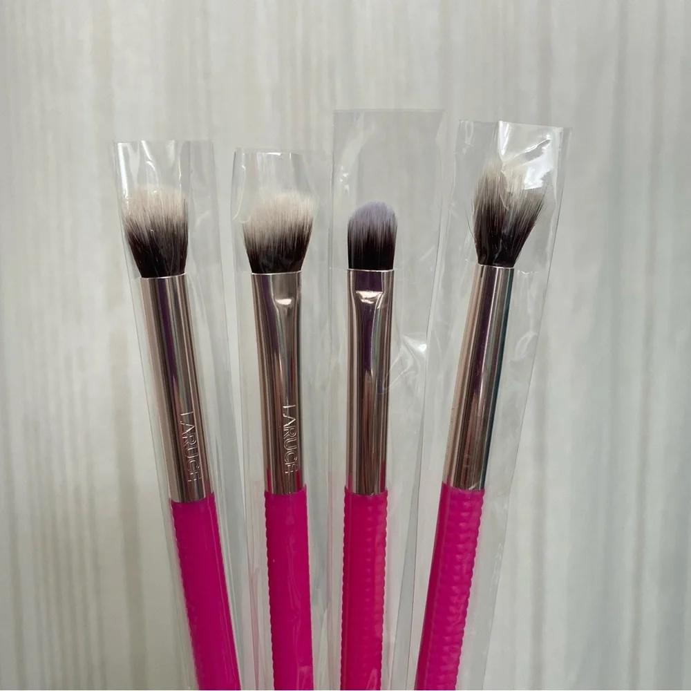 NEW⚡️ Laruce Beauty Kayla 4 piece brush set with brush bag